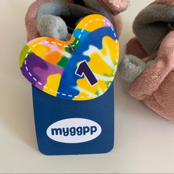 💜2 for $20💜 Myggpp pink fuzzy slippers - Picture 6 of 7